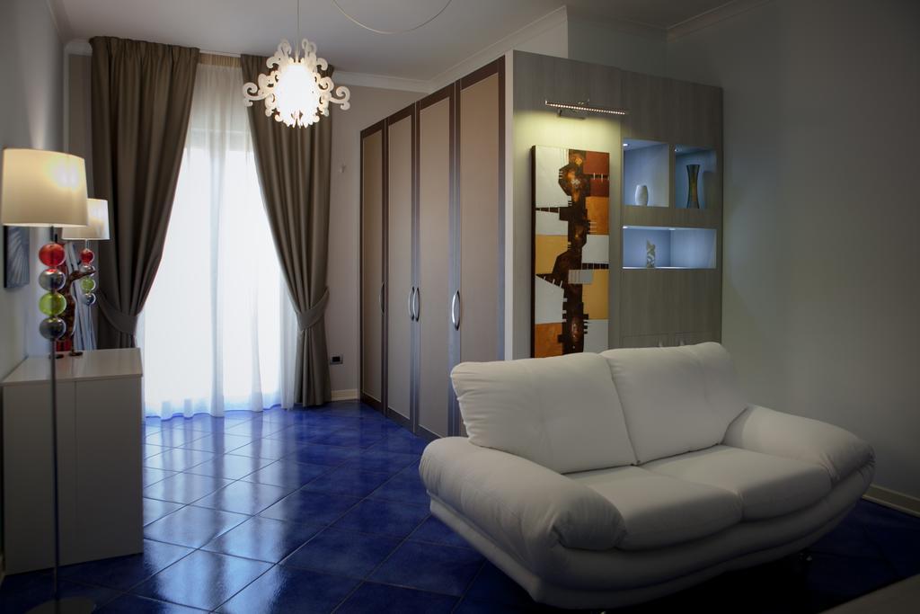Del Gaudio Guesthouse Torre Melissa Exterior photo