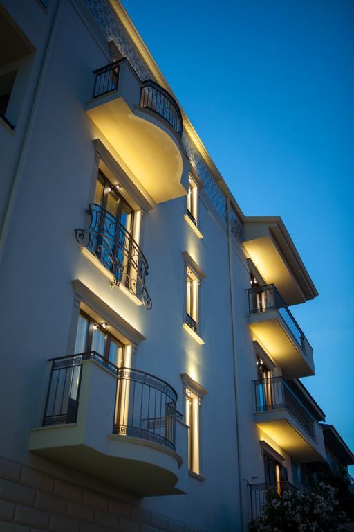 Del Gaudio Guesthouse Torre Melissa Exterior photo